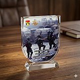 מגן הוקרה יוקרתי סגנון "אמריקאי" מגן הוקרה יוקרתי סגנון "אמריקאי"